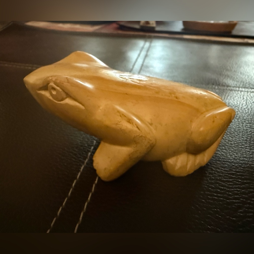 Vintage hand carved stone frog figurine